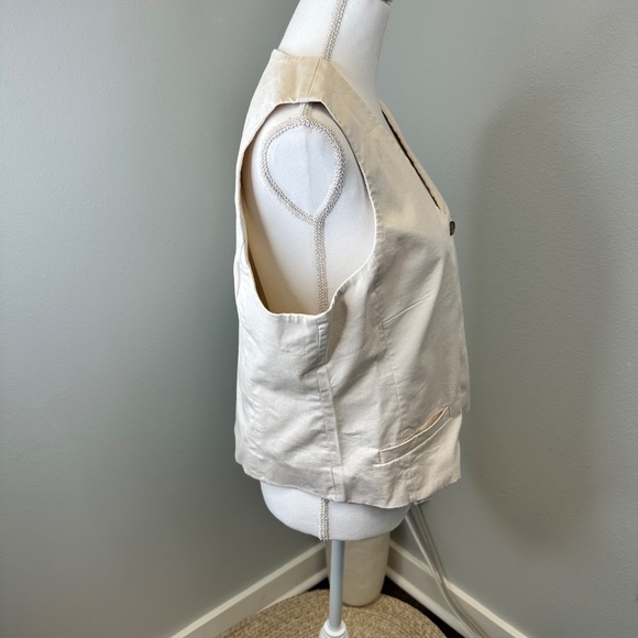 Banana Republic Beige Botton Down Vest size 16 - Picture 3 of 6